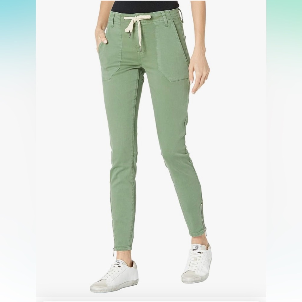 Blank NYC Mid Rise Skinny Cargo Pants